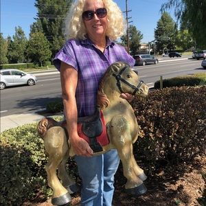 Meet your Posher, Janet